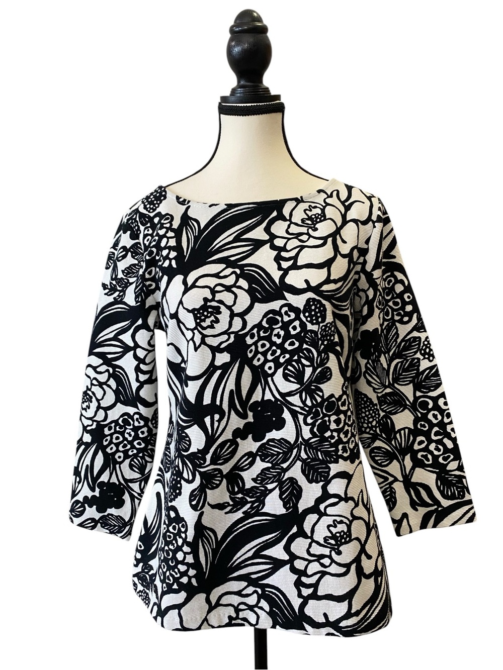 Talbots Black and White Floral Top Cotton Blend Fine Knit Jersey Size M